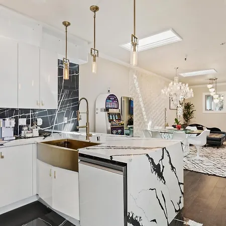 Sf Homesincity,Central Location,Walking Score 100